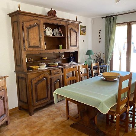 Maison Provencale En Campagne A Эгюий Экстерьер фото